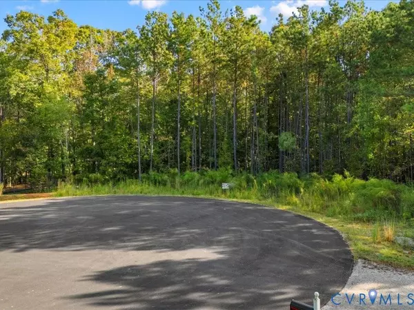 2400 Buhrstone CT, Midlothian, VA 23113