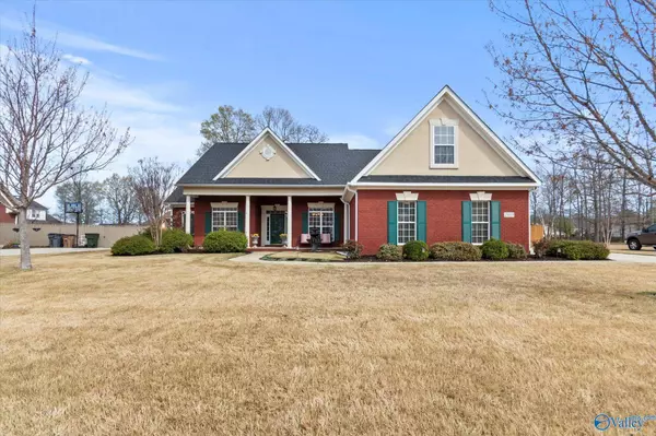 2409 Jarvis Street SW, Decatur, AL 35603