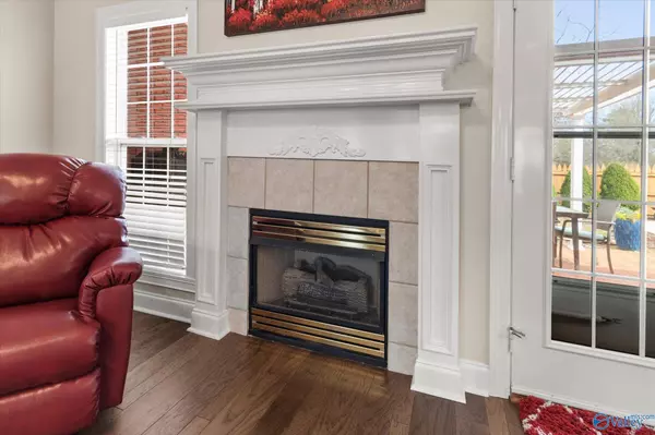 2409 Jarvis Street SW, Decatur, AL 35603