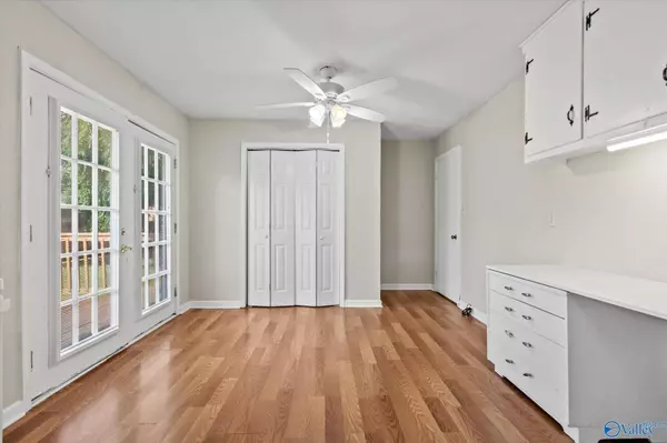 905 Cedar Street SW, Decatur, AL 35601