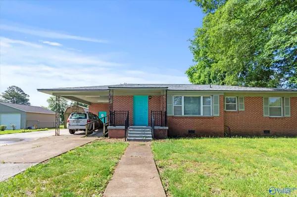 905 Cedar Street SW, Decatur, AL 35601