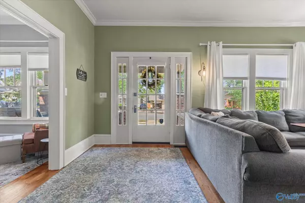 821 Johnston Street SE, Decatur, AL 35601