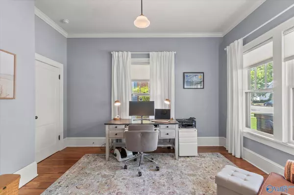 821 Johnston Street SE, Decatur, AL 35601