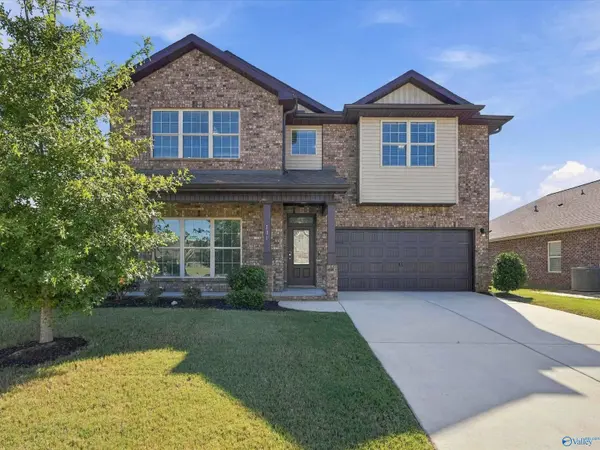 101 Pointe Haven Court SW
