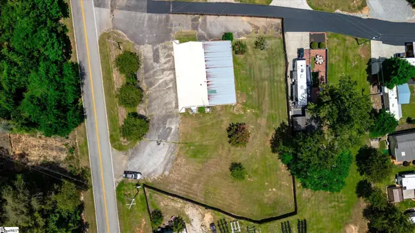 231 Lakeshore Drive, Fair Play, SC 29643
