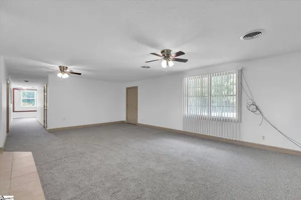 231 Lakeshore Drive, Fair Play, SC 29643