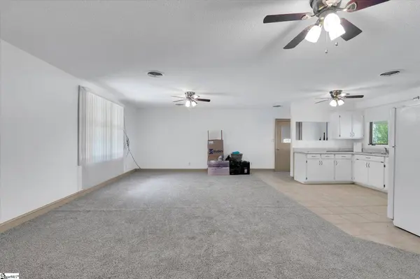 231 Lakeshore Drive, Fair Play, SC 29643