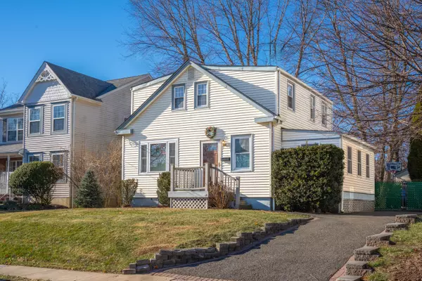 Metuchen, NJ 08840-2006,45 Homer Pl