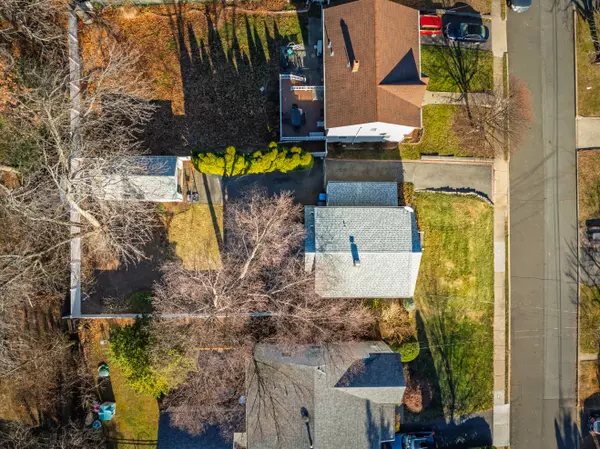 Metuchen, NJ 08840-2006,45 Homer Pl