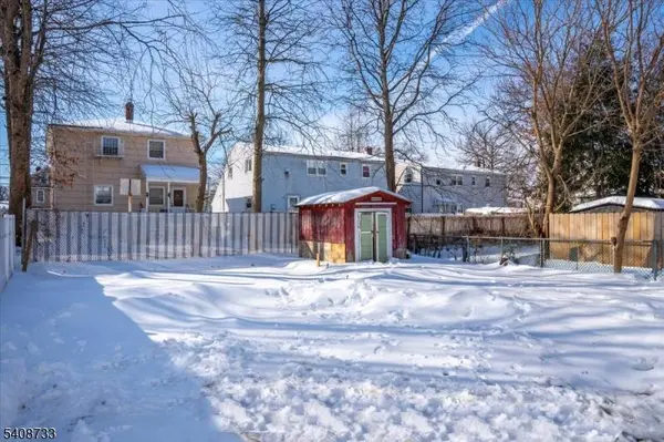 609 Harrison Pl, Linden City, NJ 07036