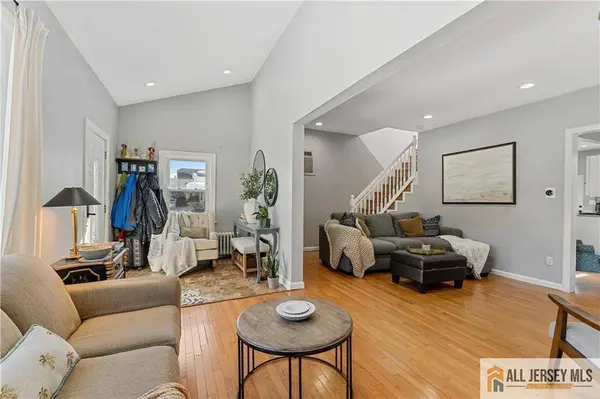 609 Harrison PL, Linden, NJ 07036