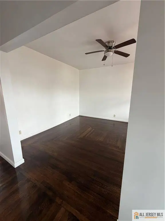 350 Summit AVE, Perth Amboy, NJ 08861