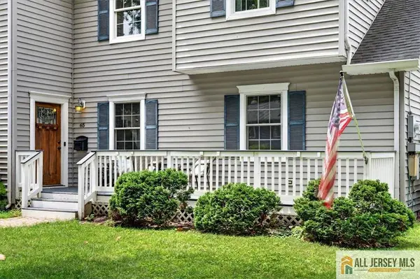 65 Hollywood AVE, Metuchen, NJ 08840