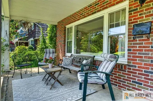 179 Lake AVE, Metuchen, NJ 08840