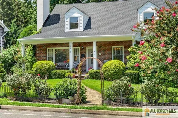 179 Lake AVE, Metuchen, NJ 08840