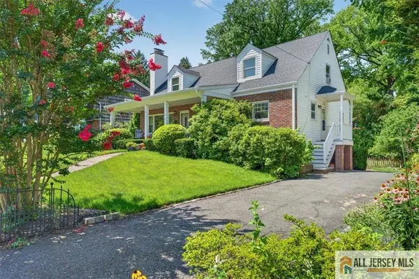 179 Lake AVE, Metuchen, NJ 08840