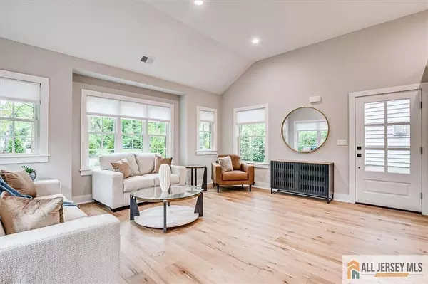 567 Riverside DR, Princeton, NJ 08540