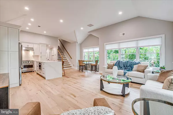 567 RIVERSIDE DR, Princeton, NJ 08540