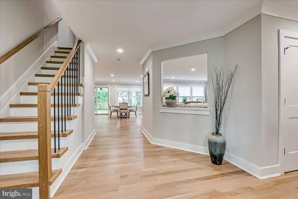 569 RIVERSIDE DR, Princeton, NJ 08540