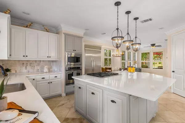 804 Lakewood Hills TER, Austin, TX 78732