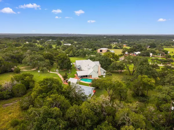 203 Grande ST, Driftwood, TX 78619