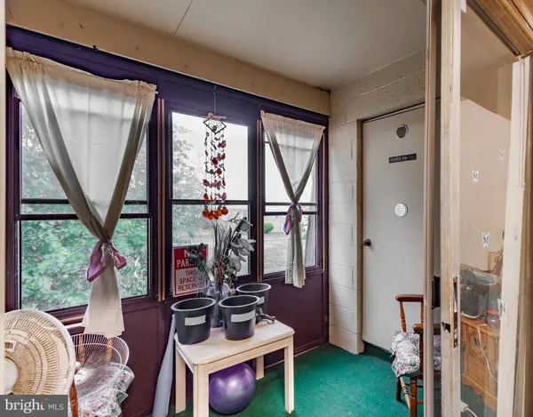 1216 LIBERTE CT, Burlington, NJ 08016