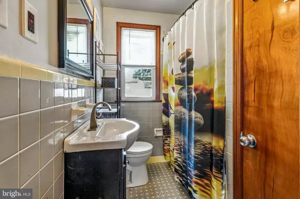 116 N PENNSYLVANIA AVE, Blackwood, NJ 08012