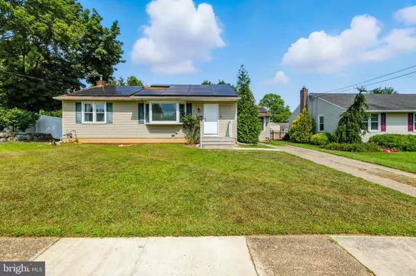 116 N PENNSYLVANIA AVE, Blackwood, NJ 08012