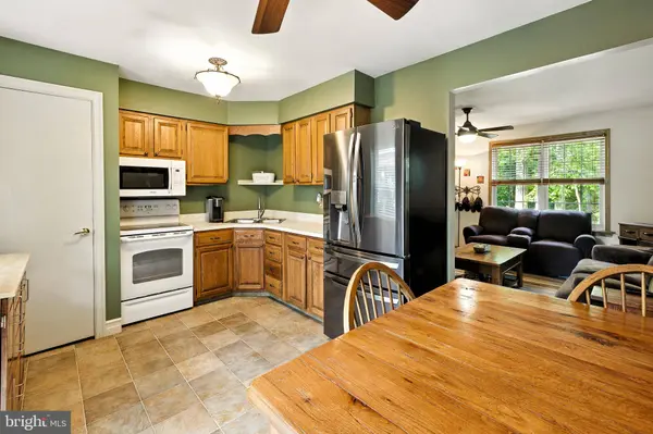 30 CEDAR HILL DR, Sicklerville, NJ 08081