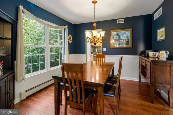 9 ORCHARD AVE, Blackwood, NJ 08012