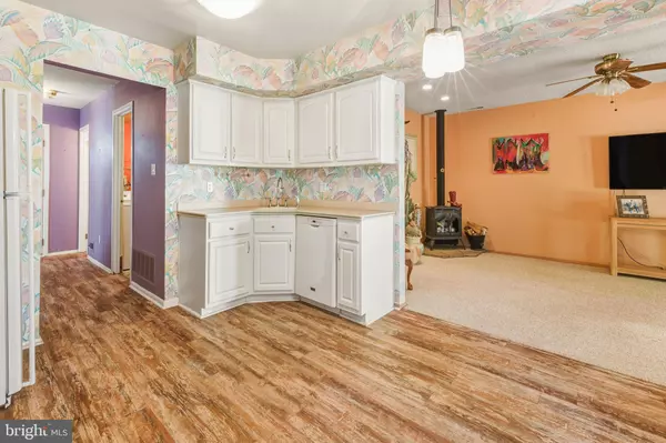 8221 CORBETT, Pennsauken, NJ 08109