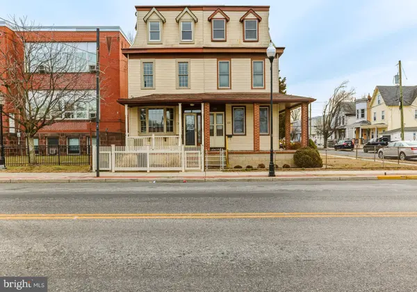 124 N BROADWAY, Gloucester City, NJ 08030