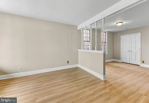 124 N BROADWAY, Gloucester City, NJ 08030