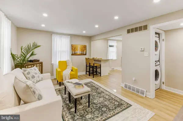 5 DIXIE DR, Penns Grove, NJ 08069