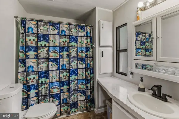 12 DENNIS PL, Pittsgrove, NJ 08318