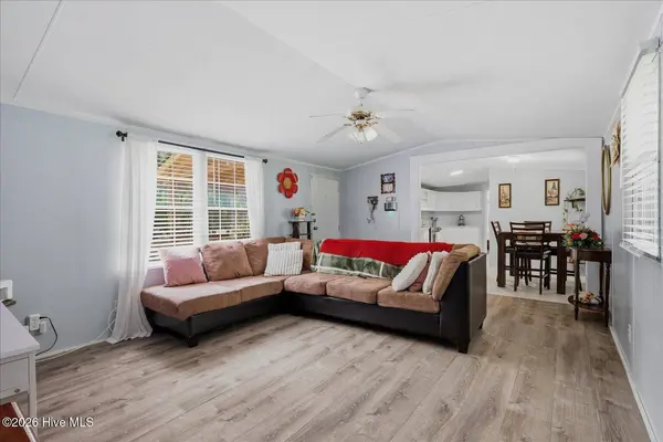 1223 Arvida Spur RD, Rocky Point, NC 28457