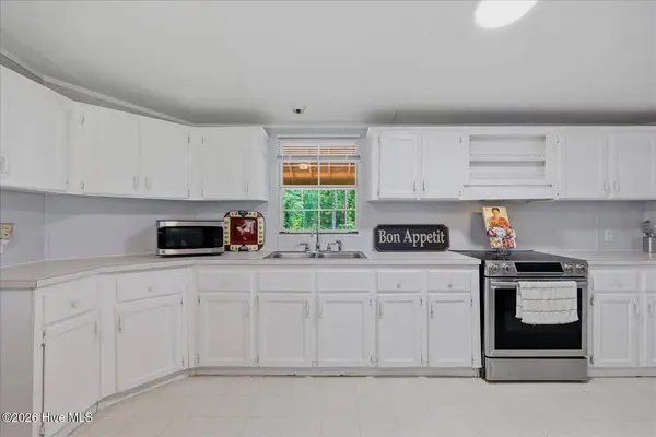 1223 Arvida Spur RD, Rocky Point, NC 28457