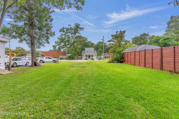 6 Montgomery AVE, Wilmington, NC 28405