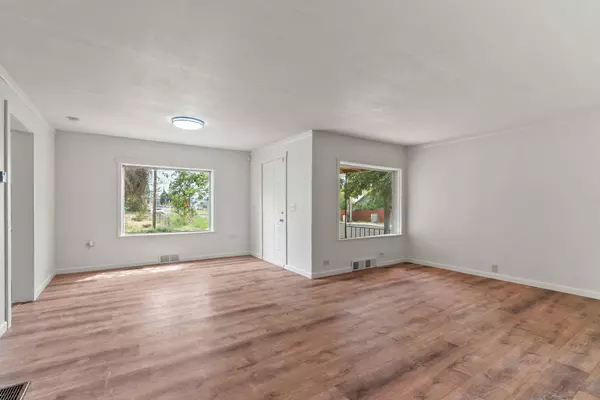 2817 E Euclid Ave, Spokane, WA 99207