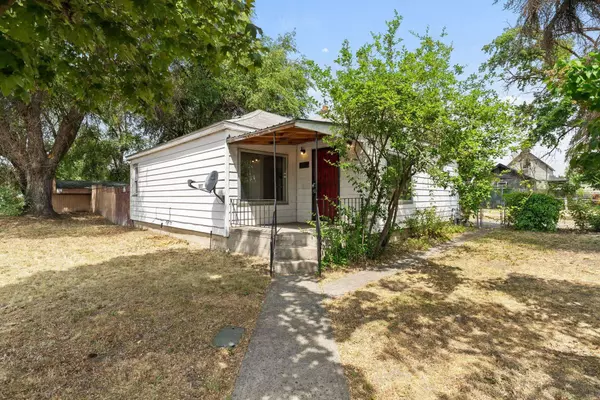 2817 E Euclid Ave, Spokane, WA 99207