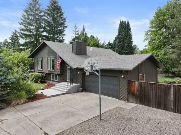 6210 S Paula Ct, Spokane, WA 99223