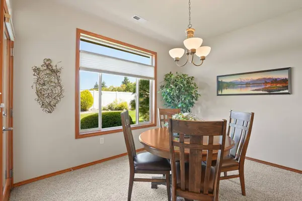 6219 S Smith Ln, Spokane, WA 99223