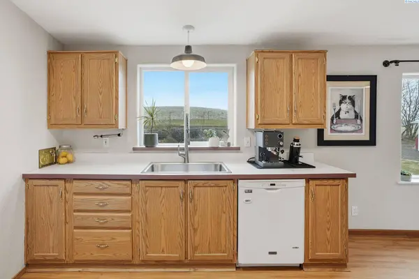 3013 E Watt, Spangle, WA 99031