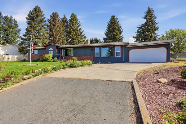 809 E Southview Ave, Colfax, WA 99111