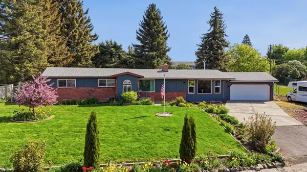 809 E Southview Ave, Colfax, WA 99111