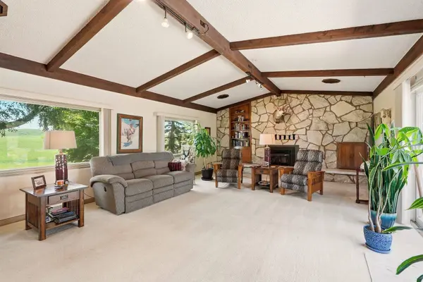 12103 E Spring Valley Rd, Latah, WA 99018