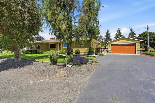 12103 E Spring Valley Rd, Latah, WA 99018