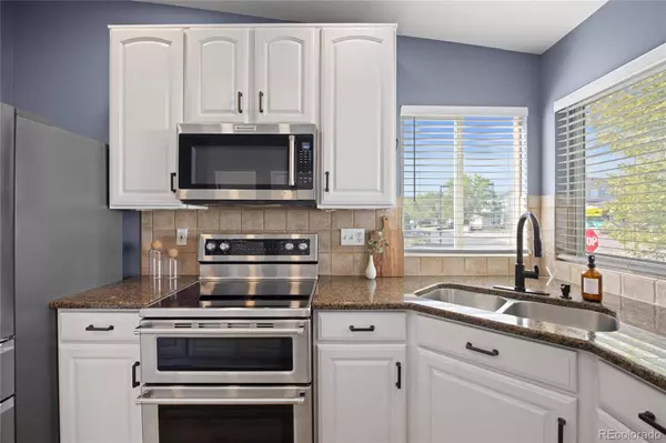 7712 Brown Bear WAY, Littleton, CO 80125