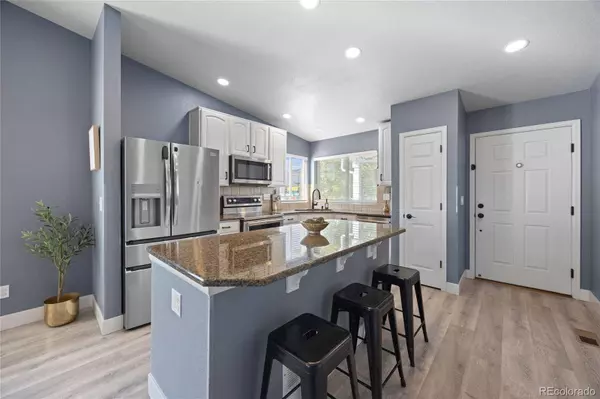 7712 Brown Bear WAY, Littleton, CO 80125