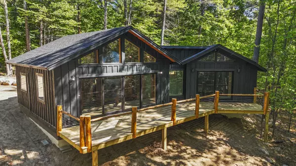 73 Beech ST, Jay, NY 12941